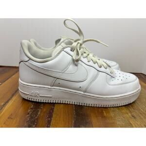 Nike Men's Air Force 1 Low Triple White Size 10.5 Classic, Comfortable & Stylish